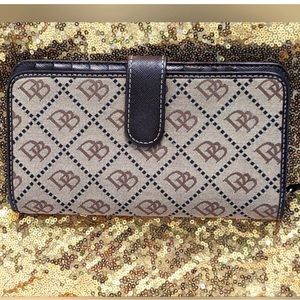 Dooney and Bourke oversize unisex wallet